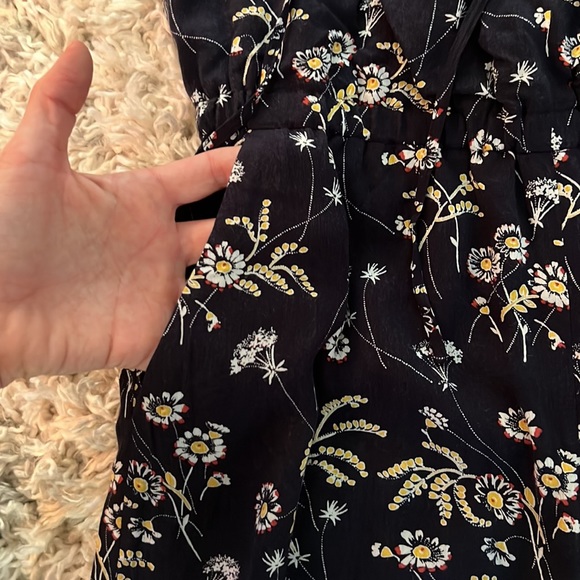 Loft floral romper size XS - Picture 6 of 10